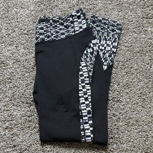 Be Inspired Black and White Kids Leggings